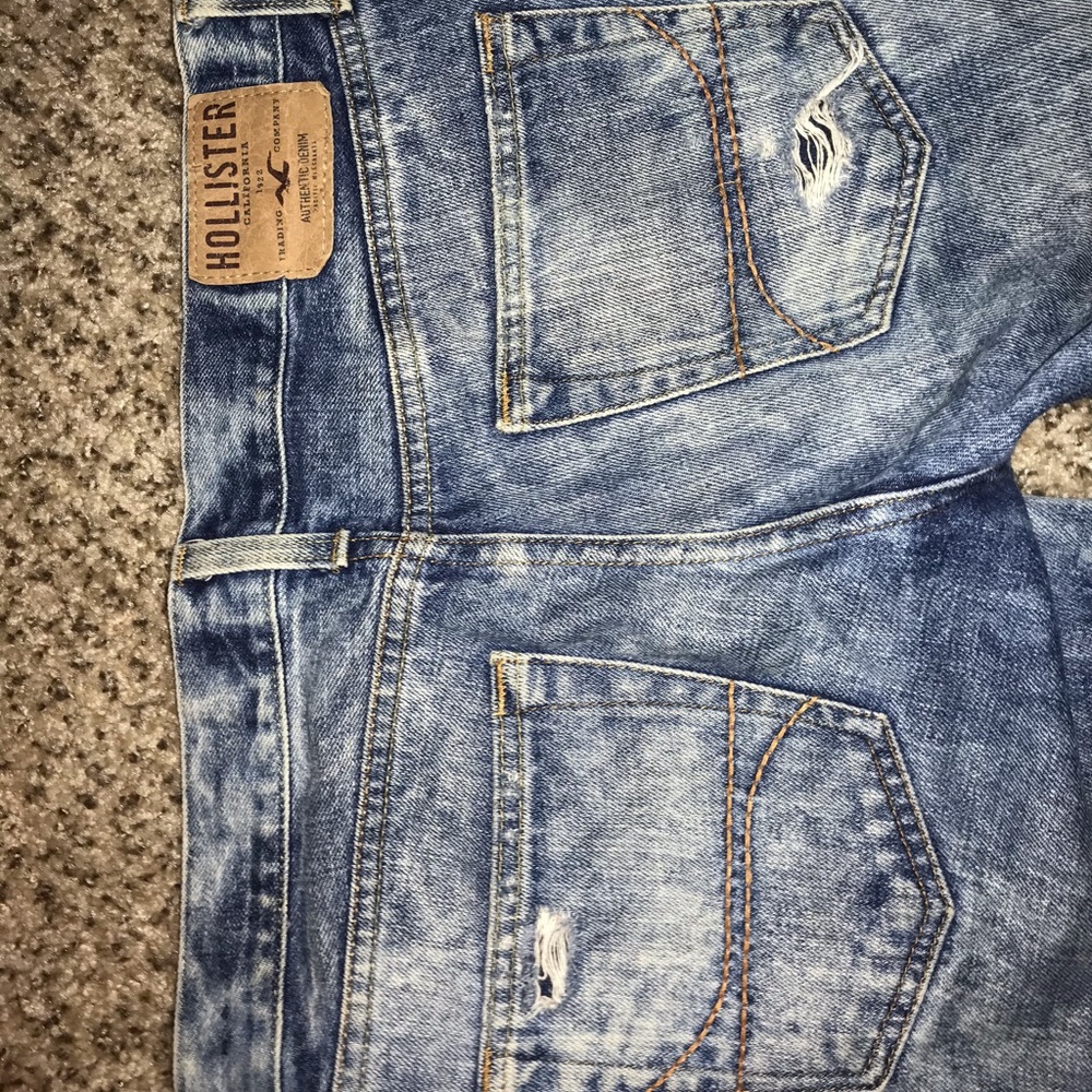 Men’s Hollister jeans